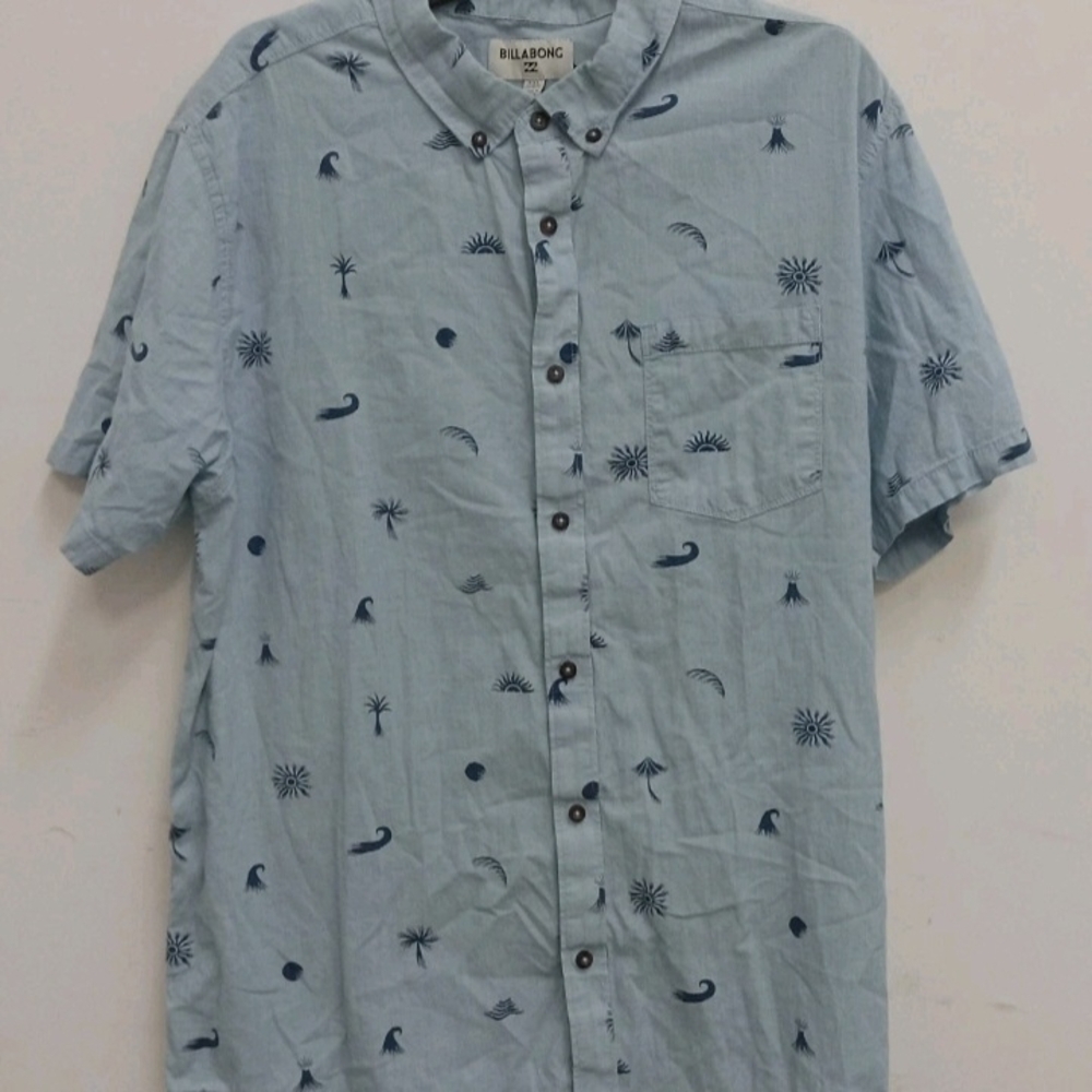 Billabong Men's Light Blue Printed Short-Sleeve Button-Up Shirt